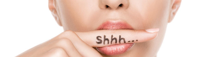 Контурный татуаж губ